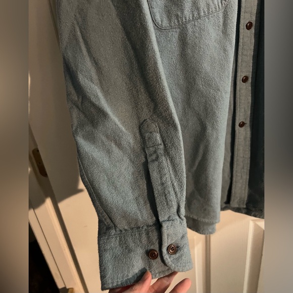 St John’s Bay Button Down Flannel 🍁 - Picture 3 of 9